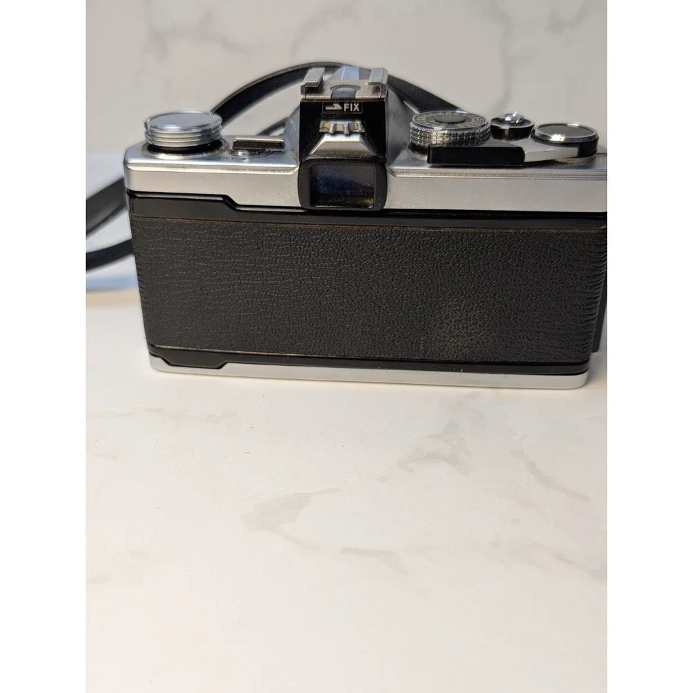 Olympus OM-1 MD 35mm SLR Film Camera Body w/ Original Case Tested Working